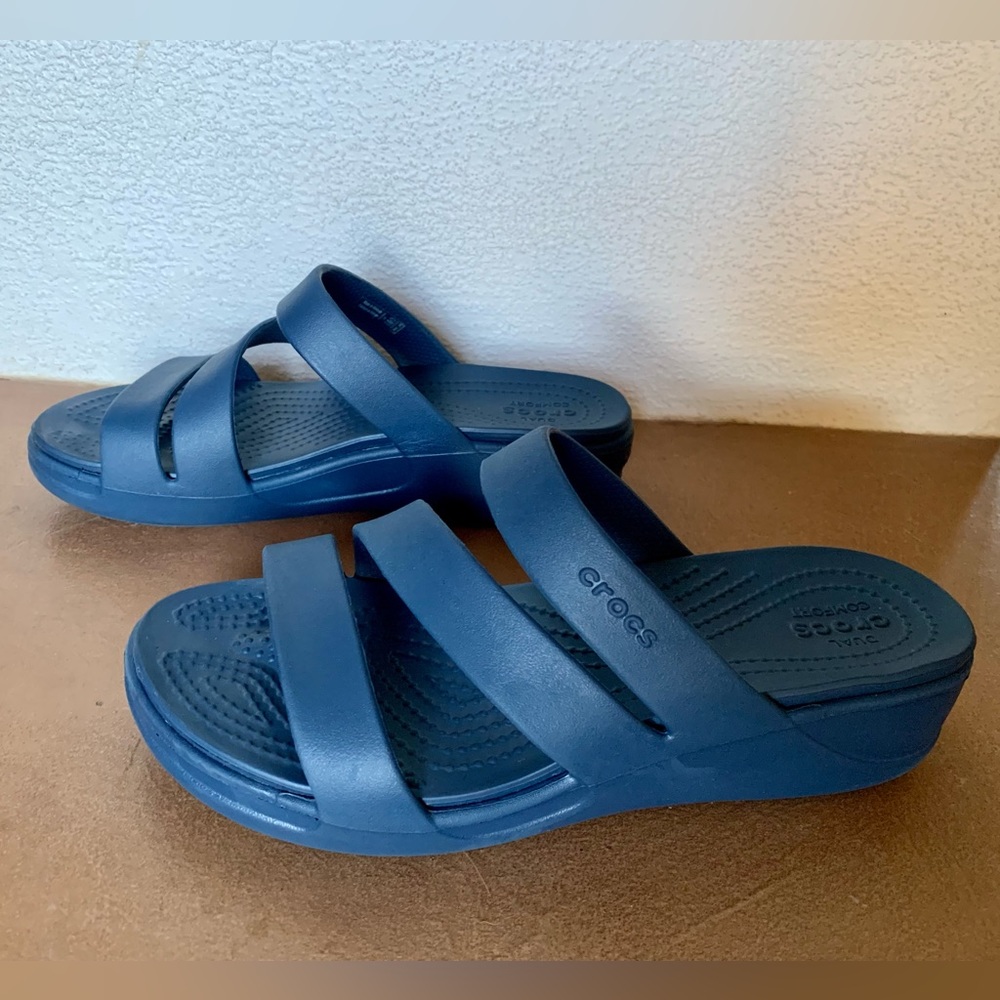 Crocs Women's Monterey Strappy Wedge | 8